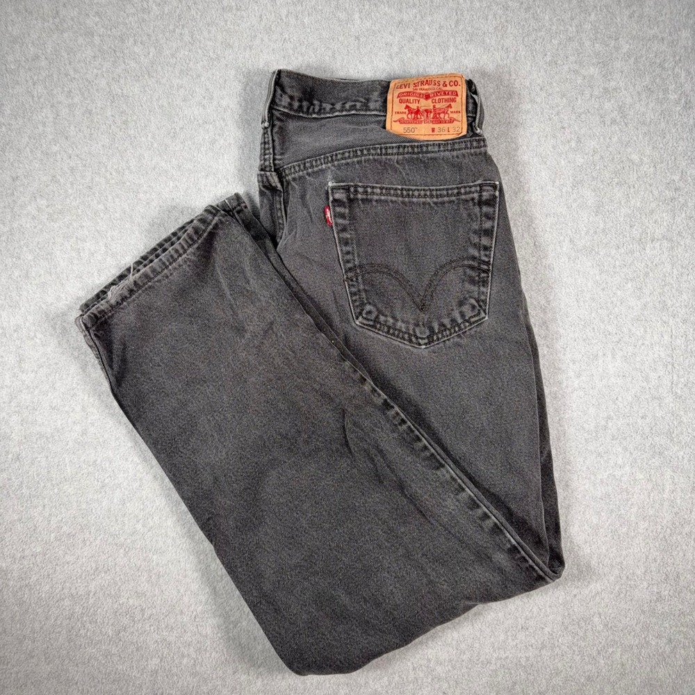 Y2K Levi's 550 Relaxed Fit Jeans Mens 36x32 Fits 34x29 Black Solid Faded Tapered